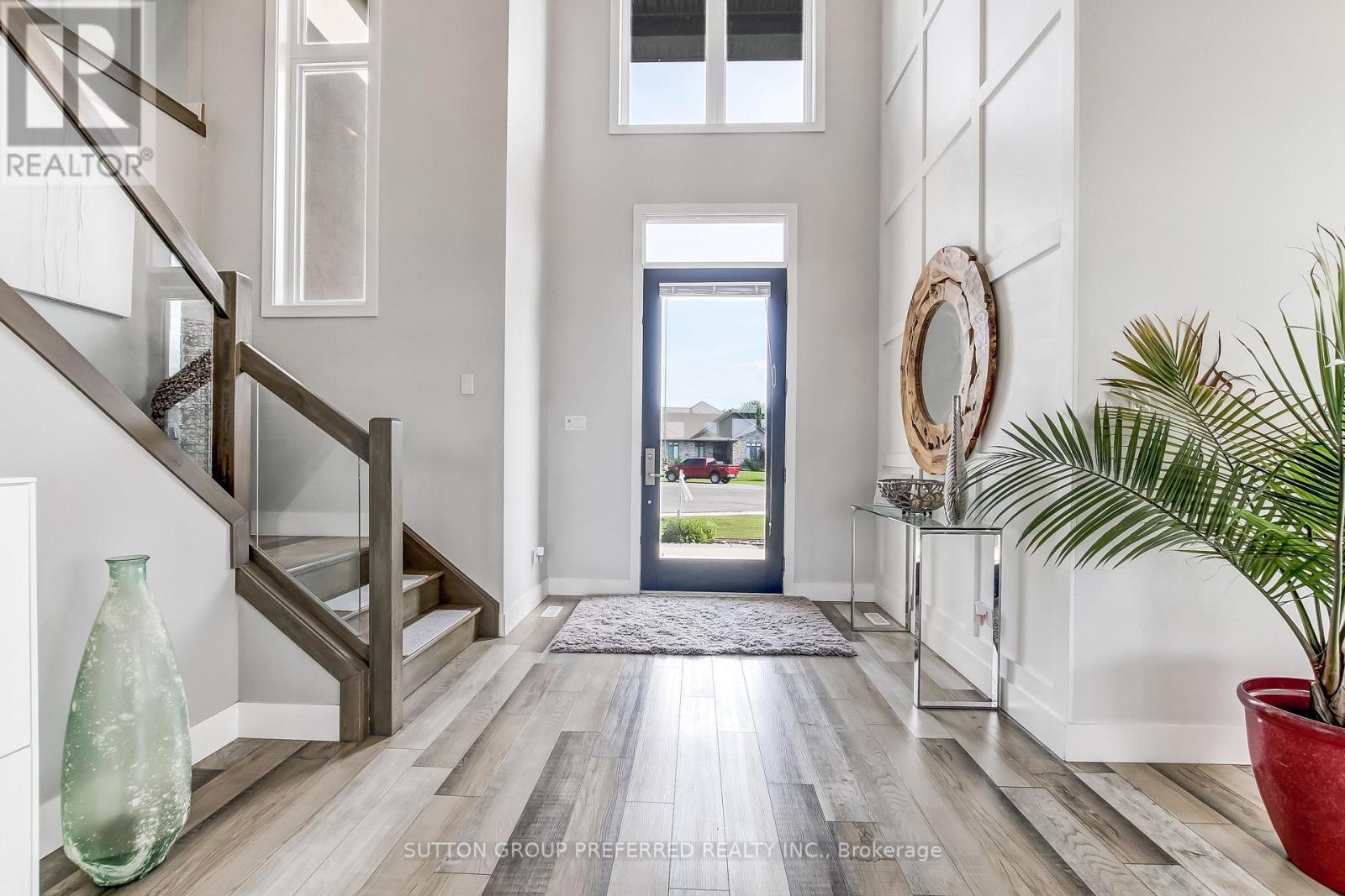 12 GROGAST COURT - 5