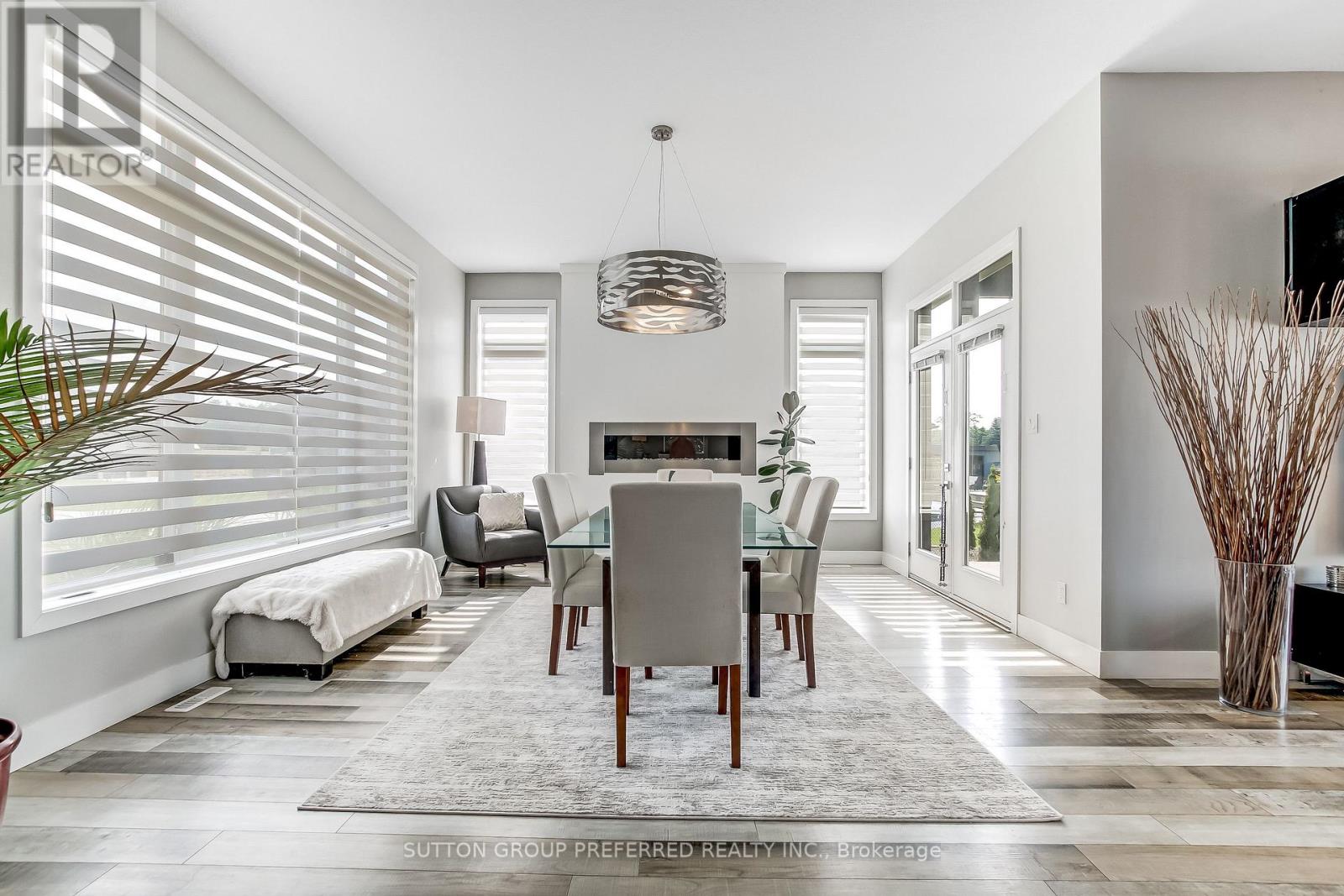 12 GROGAST COURT - 6