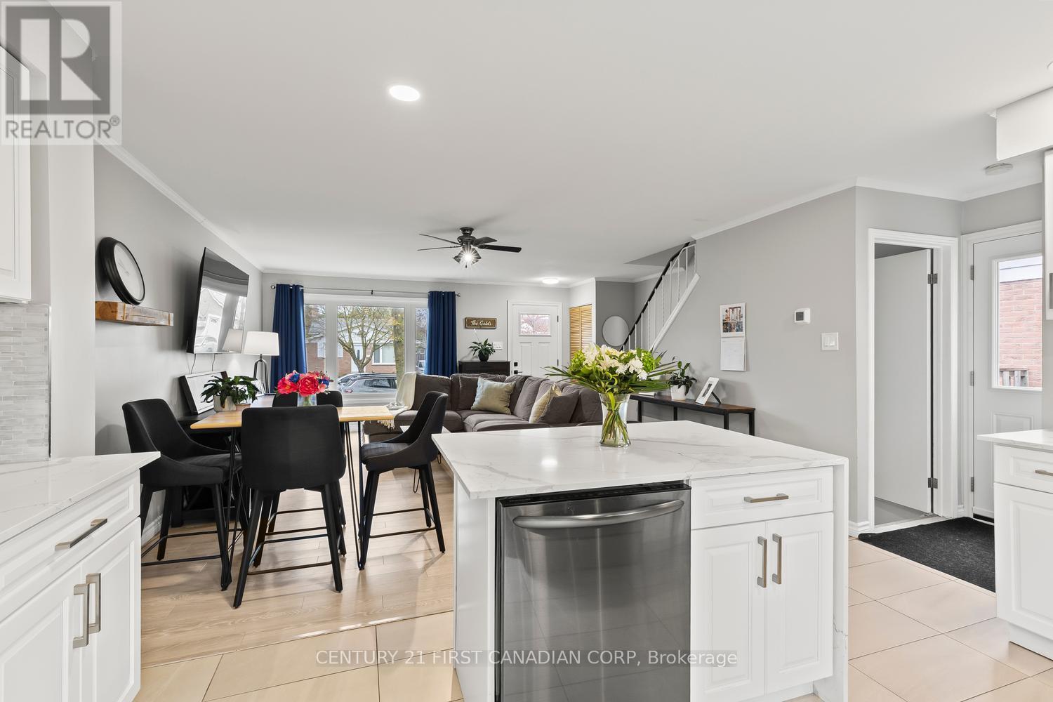 115 OLYMPIC CRESCENT - 17
