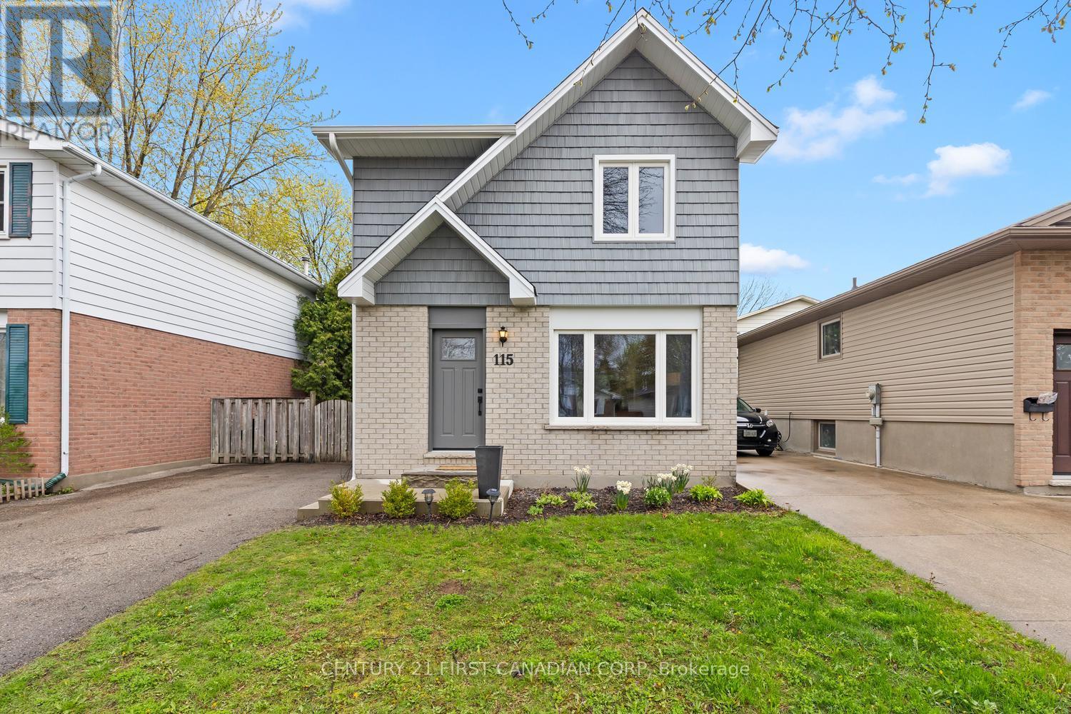 115 OLYMPIC CRESCENT - 3