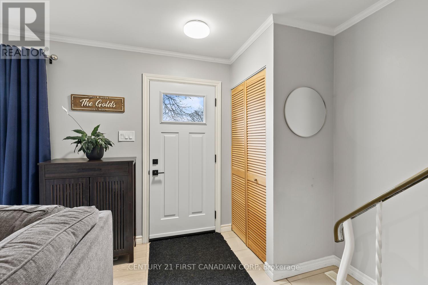 115 OLYMPIC CRESCENT - 6