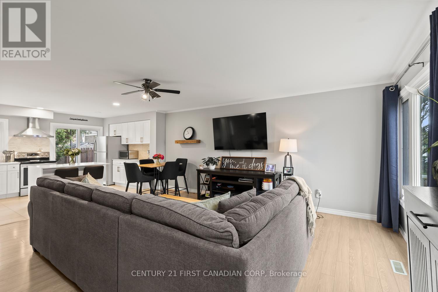 115 OLYMPIC CRESCENT - 7