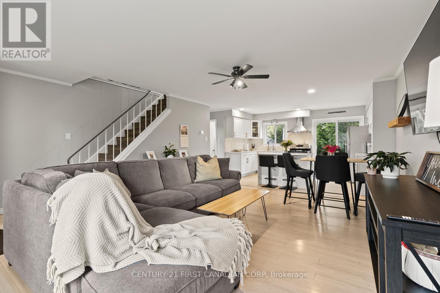 115 OLYMPIC CRESCENT - 9