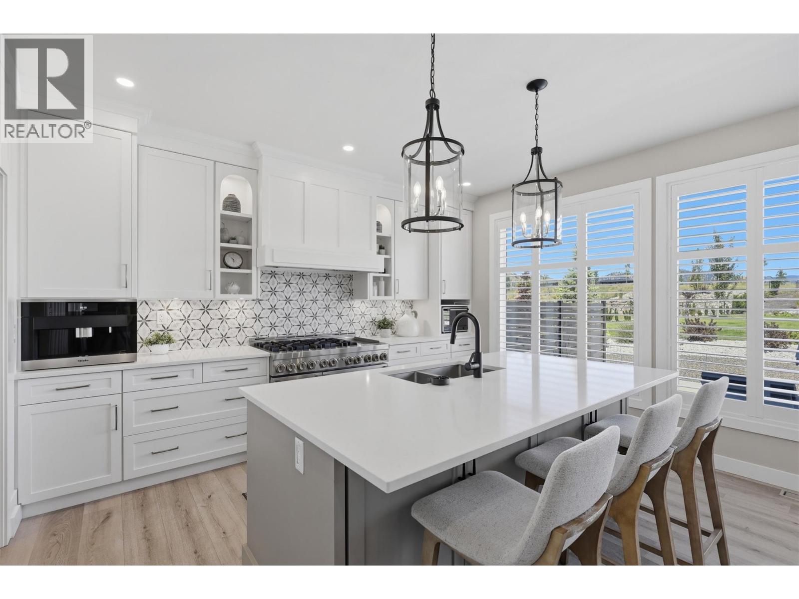 357 RUE CHEVAL NOIR - 29