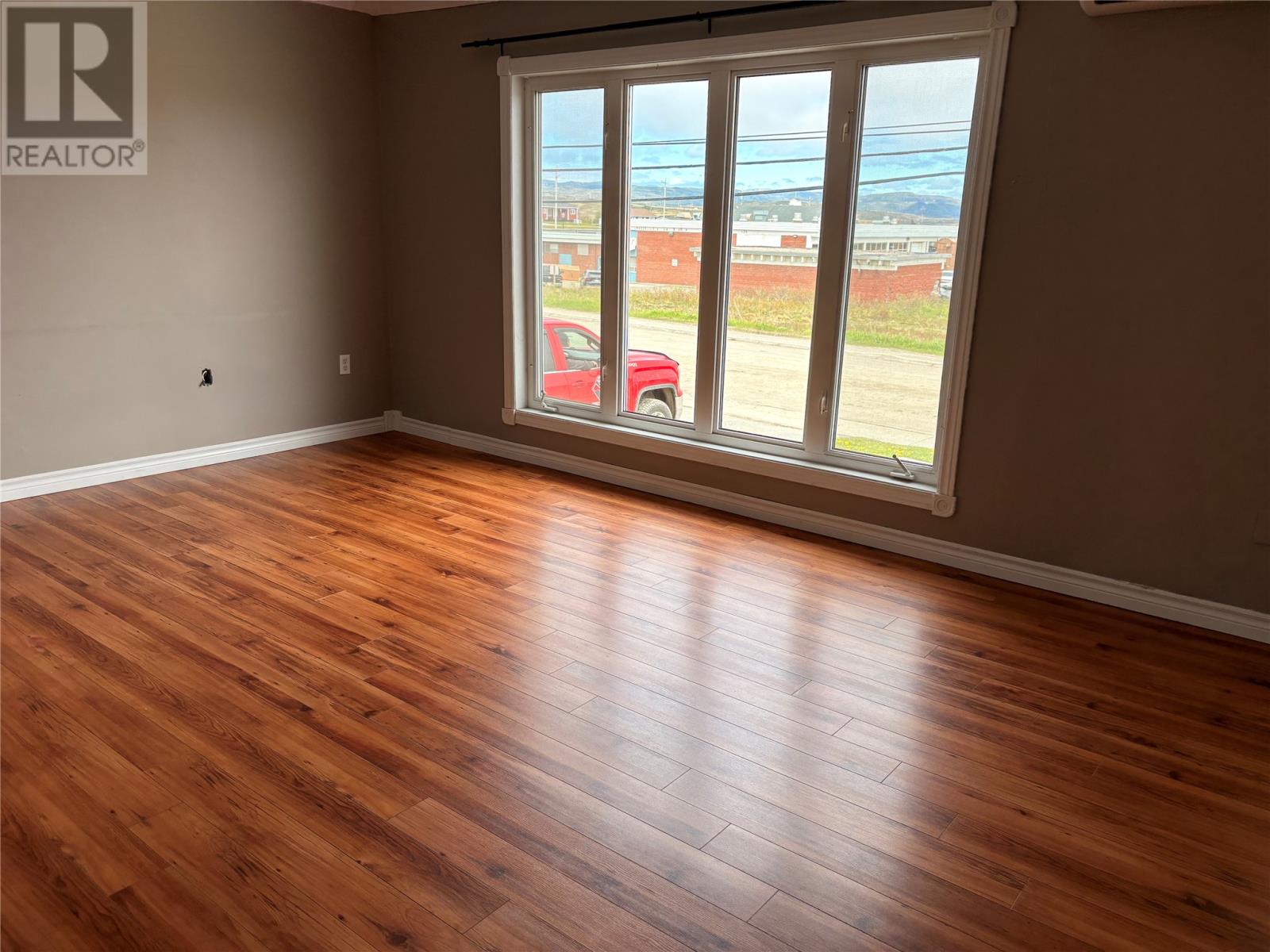 85 LeGrow Street - Image 6