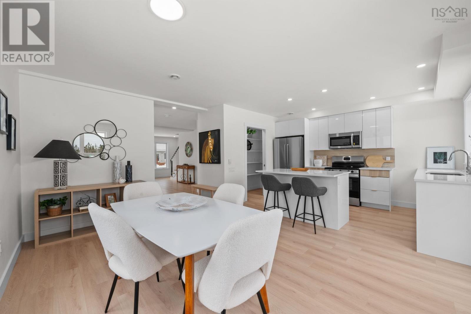 52 Berm Street - 11