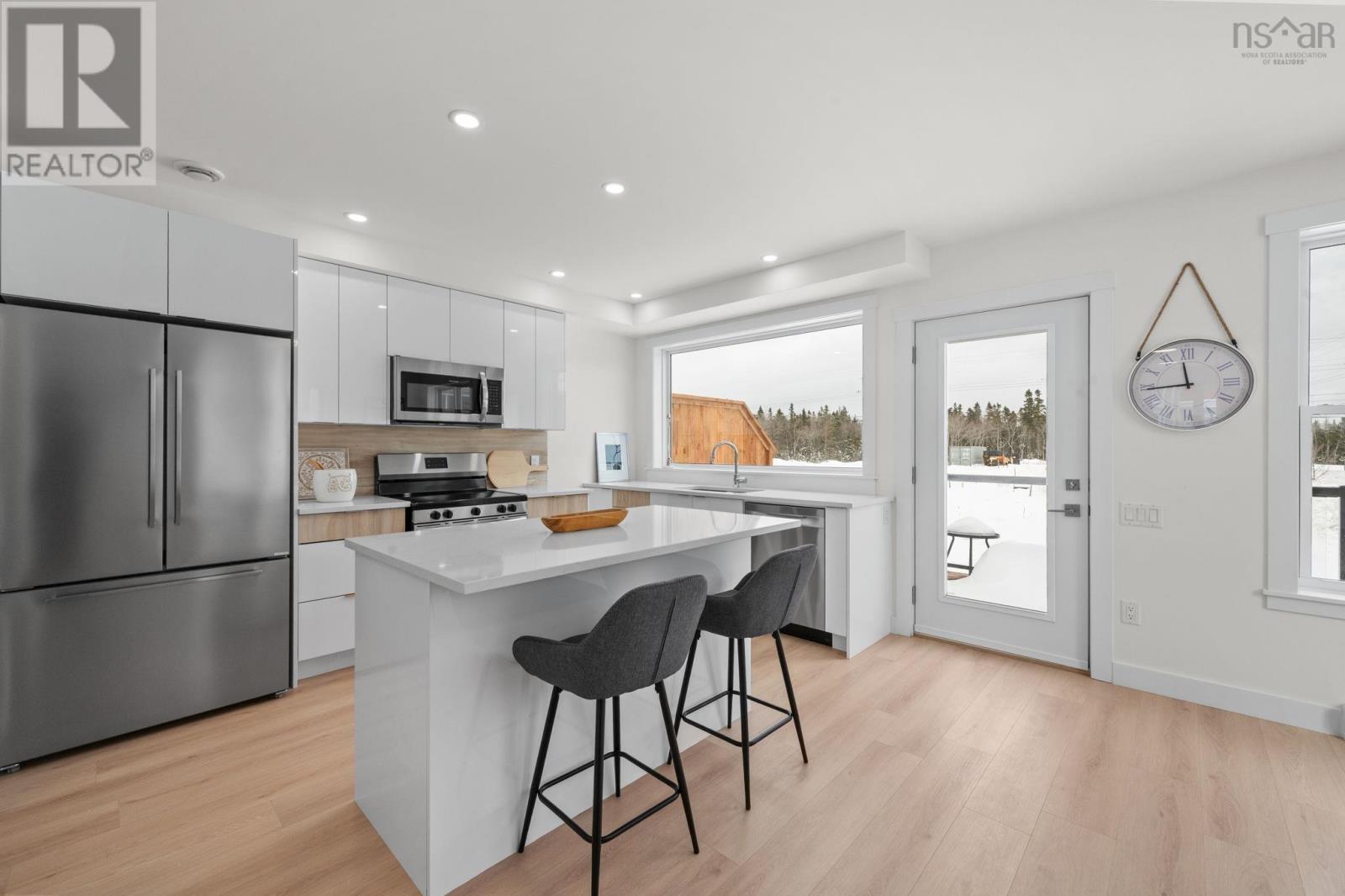 52 Berm Street - 14