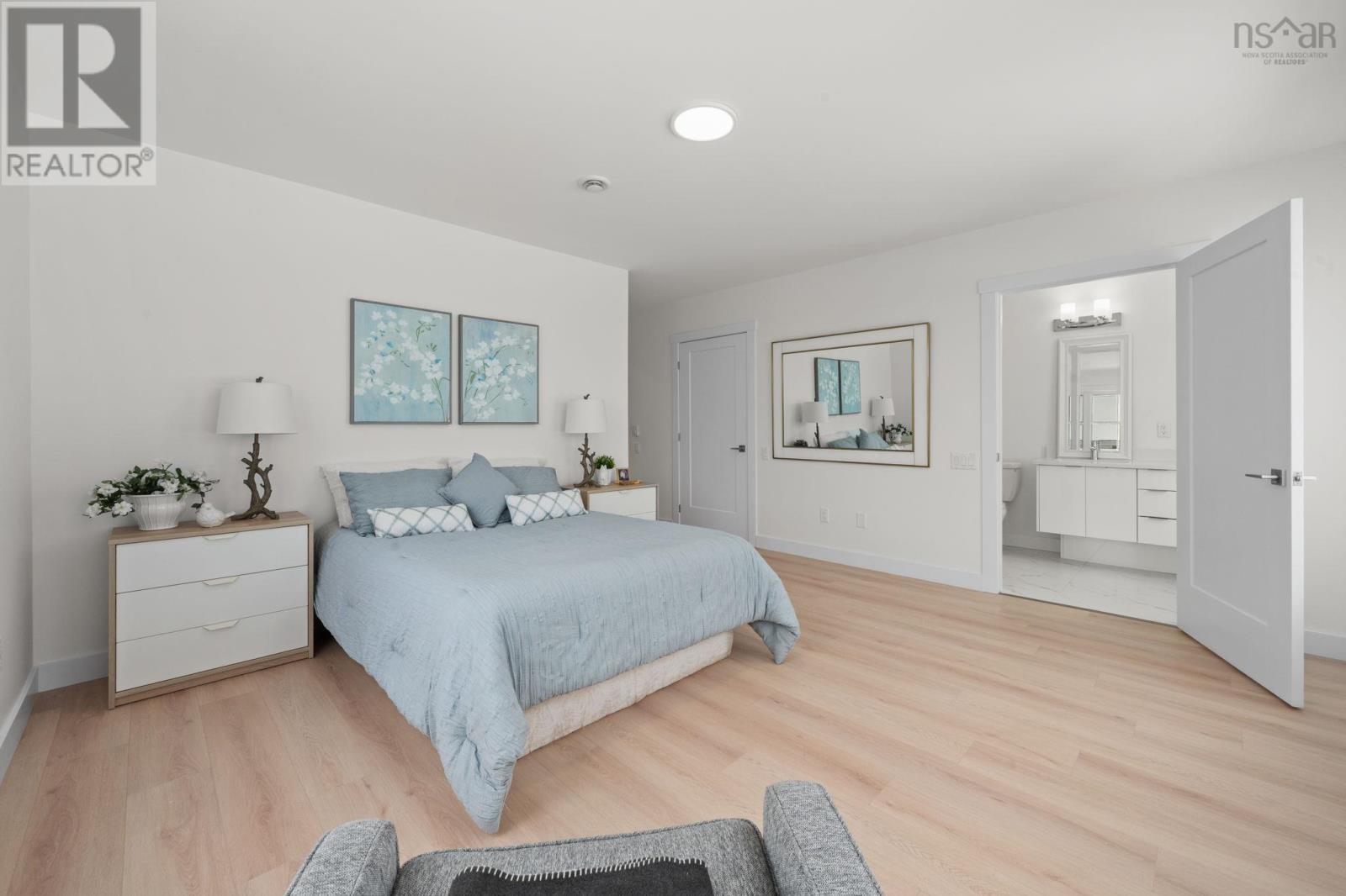 52 Berm Street - 24