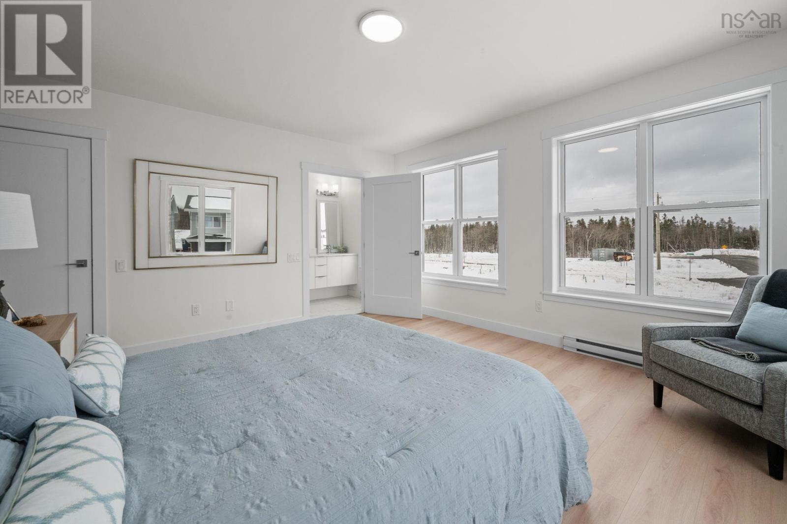 52 Berm Street - 25