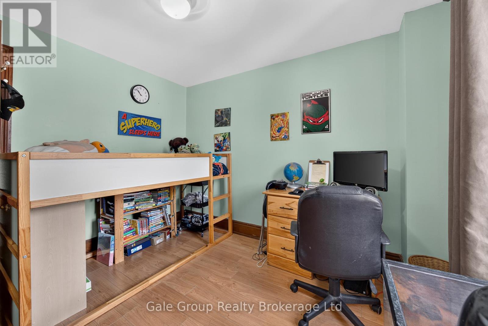 445 VINCENT STREET - 21