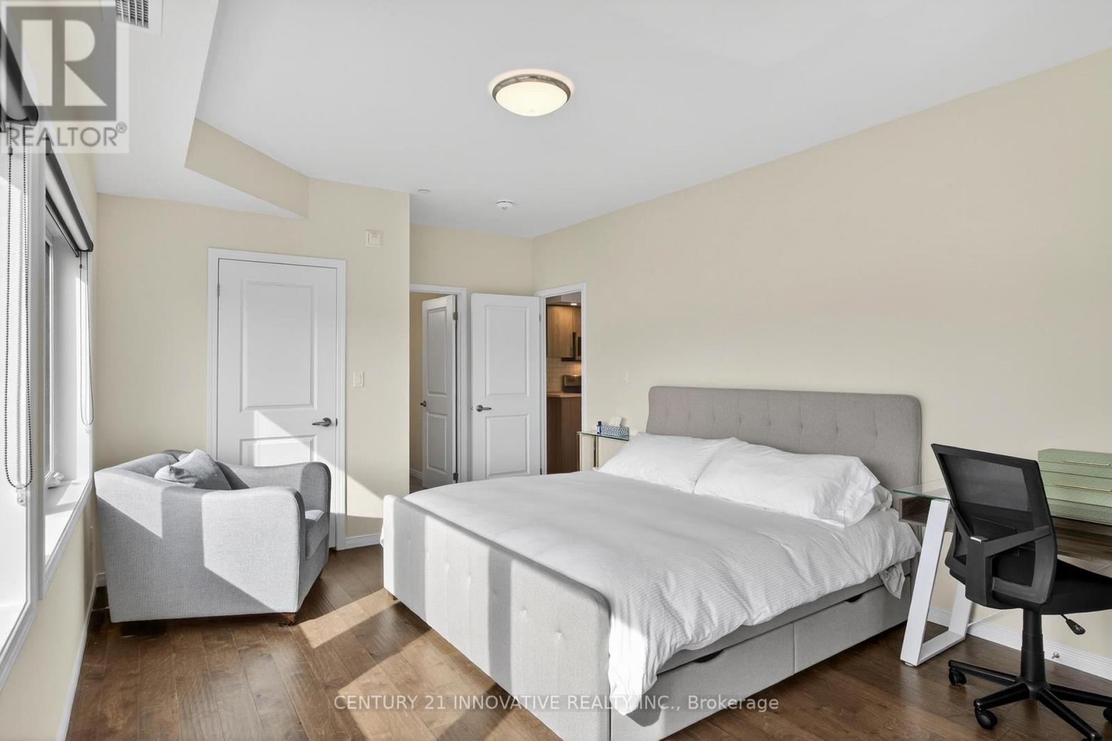 #210 340 FLORENCE DRIVE - 21