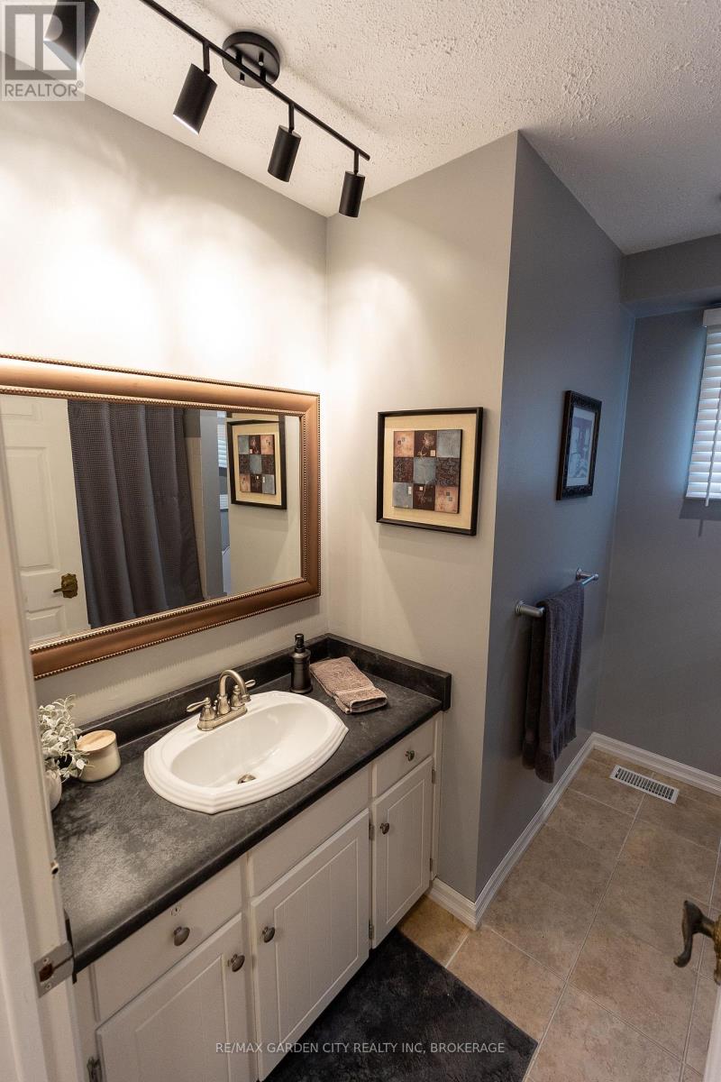 116 DUNVEGAN ROAD - 28