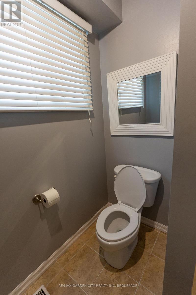 116 DUNVEGAN ROAD - 29