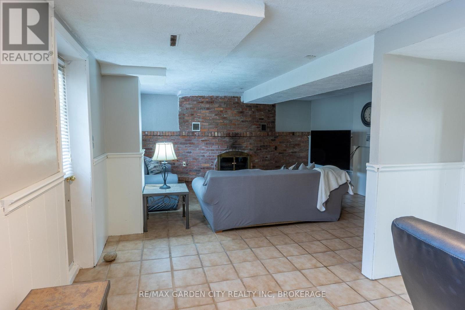 116 DUNVEGAN ROAD - 32