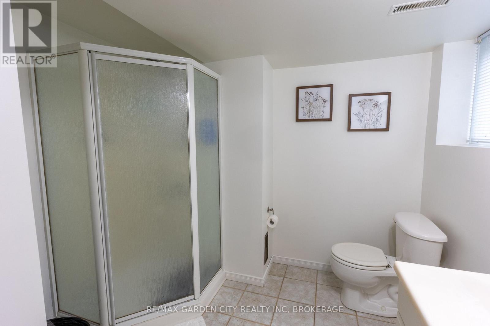 116 DUNVEGAN ROAD - 35