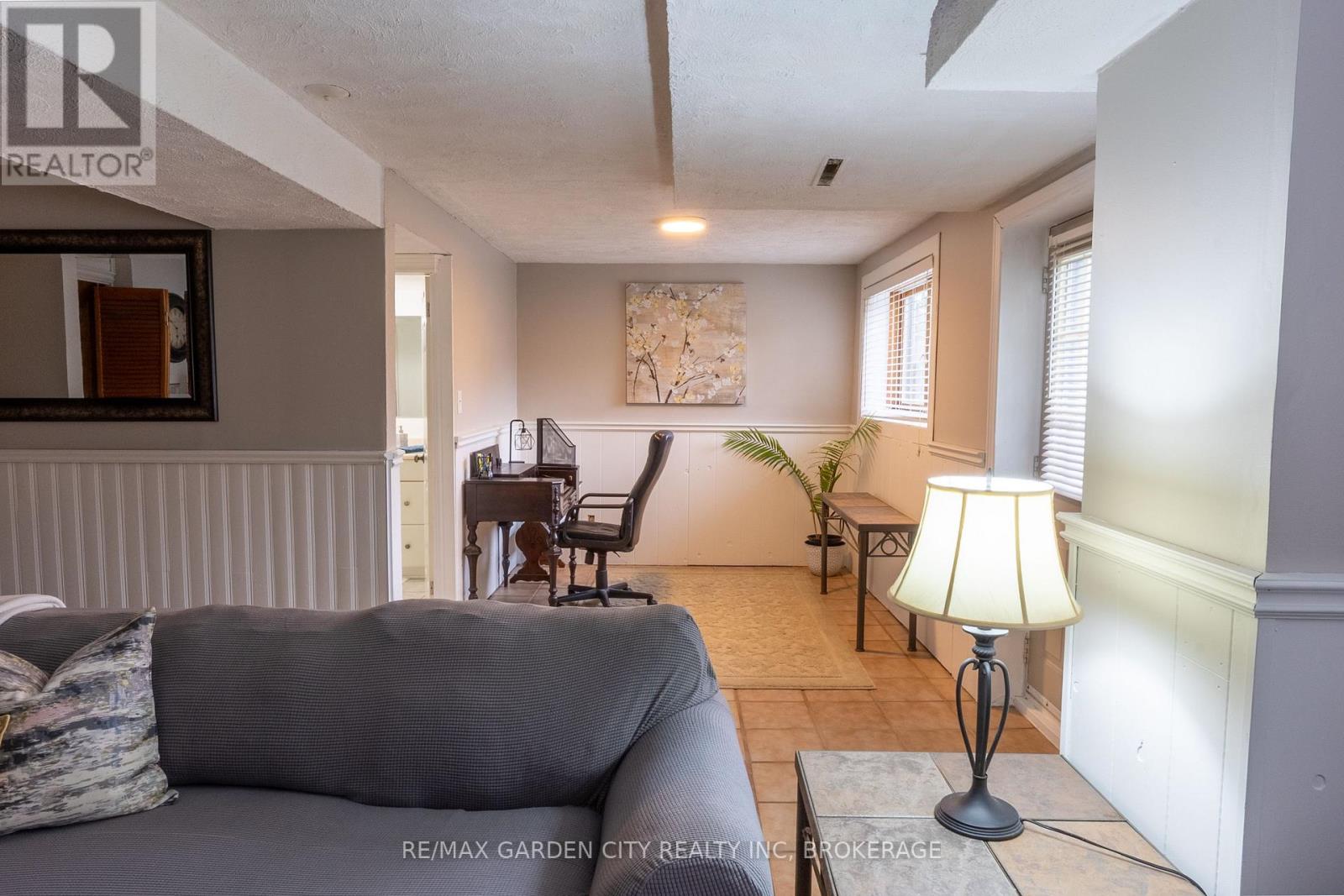 116 DUNVEGAN ROAD - 37