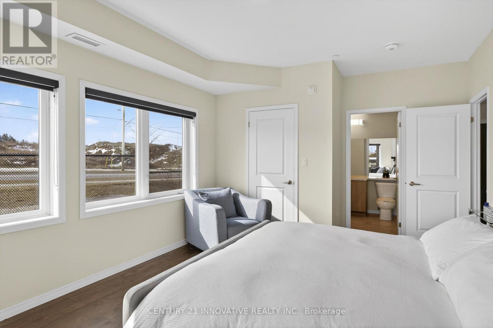 #210 340 FLORENCE DRIVE - 22