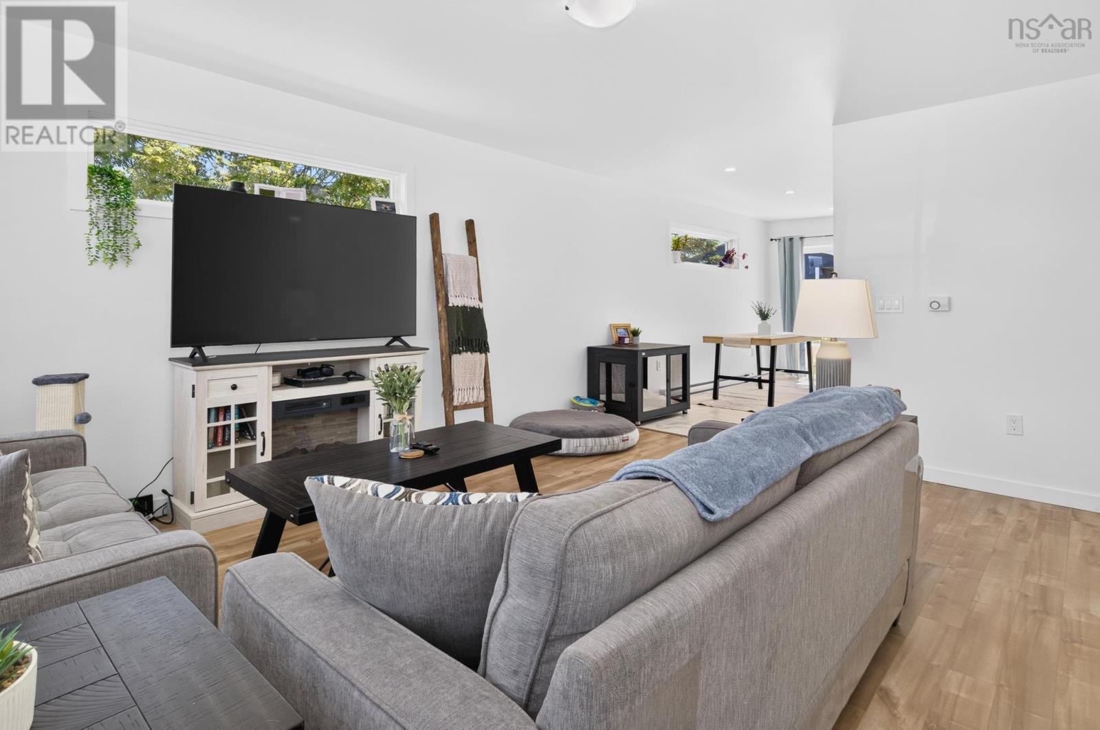 33/35 39/41 Maple Street - 9