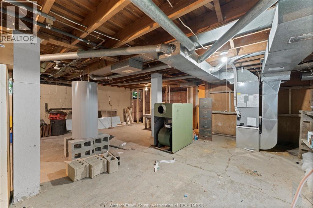 390 EAST BEACH - 4