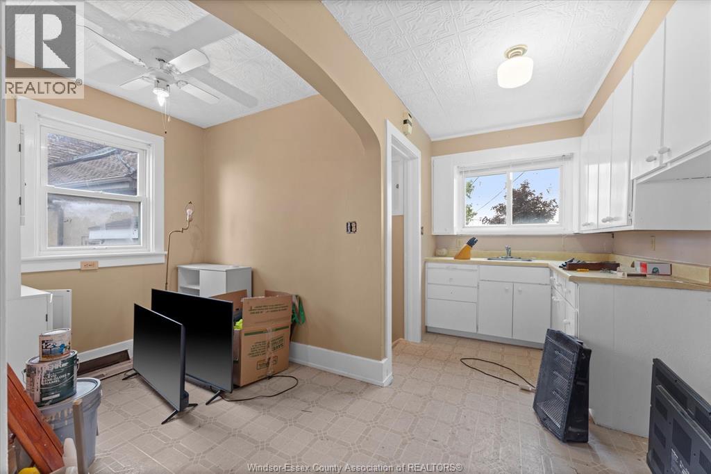 390 EAST BEACH - 9