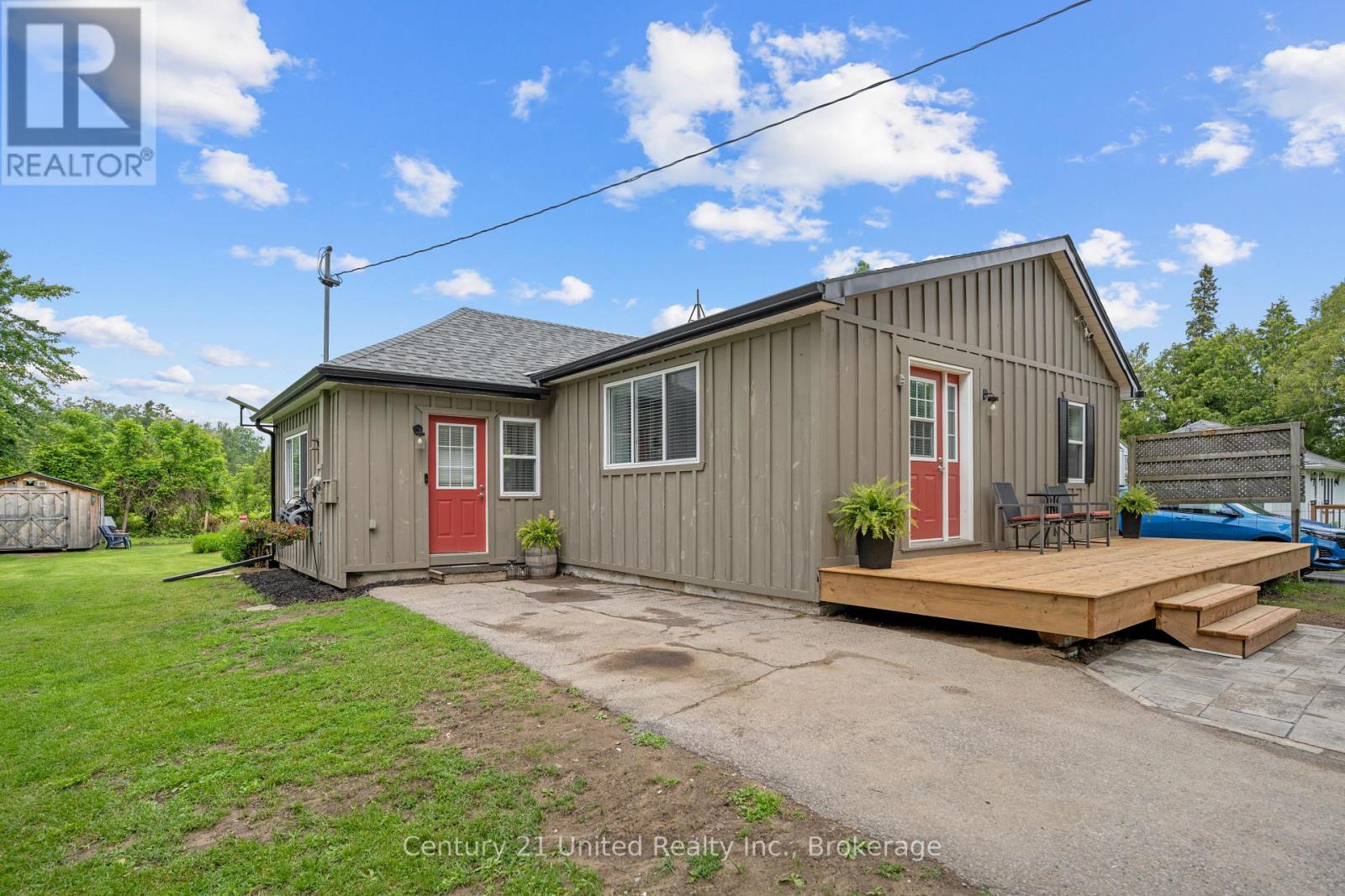 5402 YOUNG STREET - 3