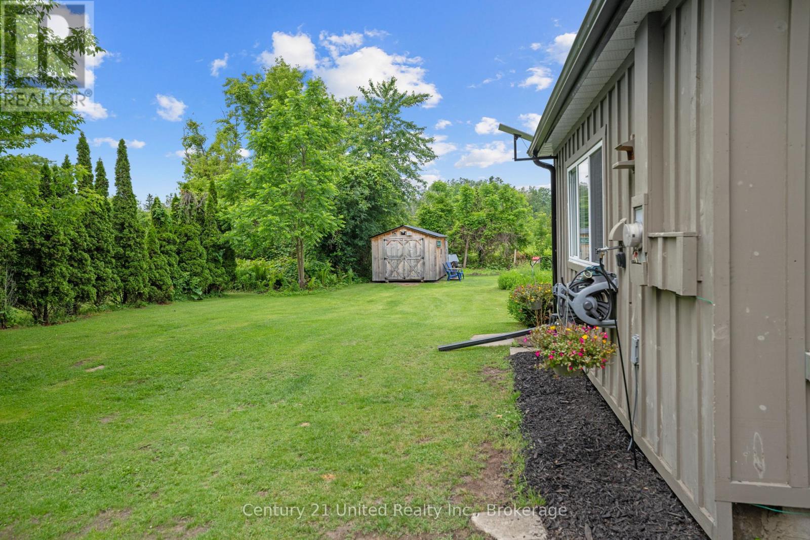 5402 YOUNG STREET - 6