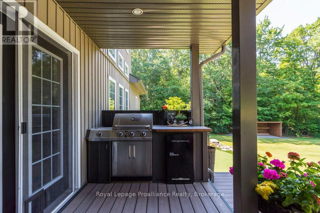 402 FIDDICK ROAD - 32