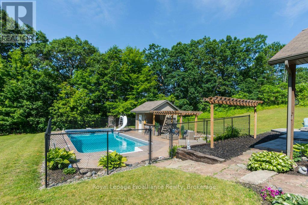 402 FIDDICK ROAD - 33