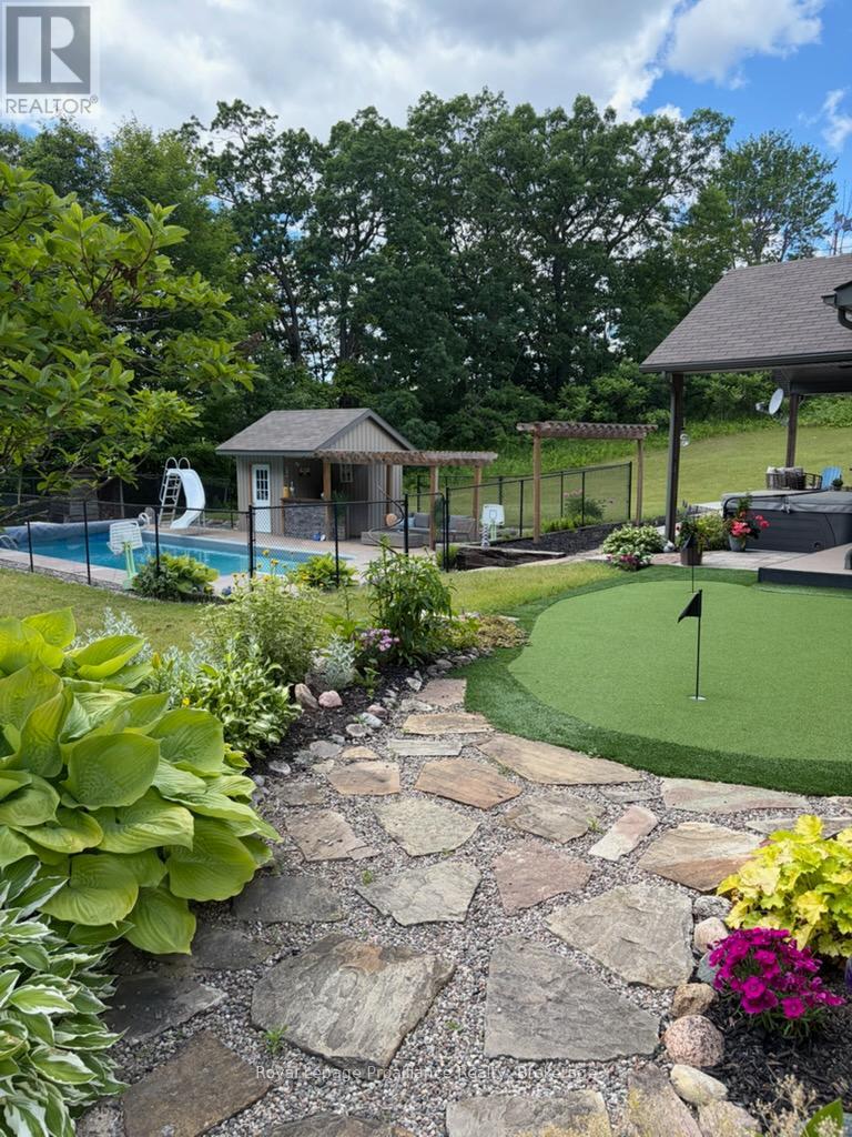 402 FIDDICK ROAD - 34