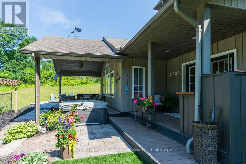 402 FIDDICK ROAD - 35