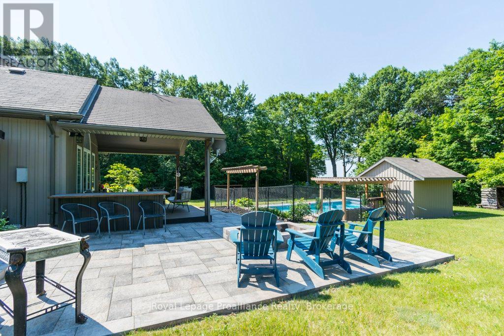 402 FIDDICK ROAD - 36