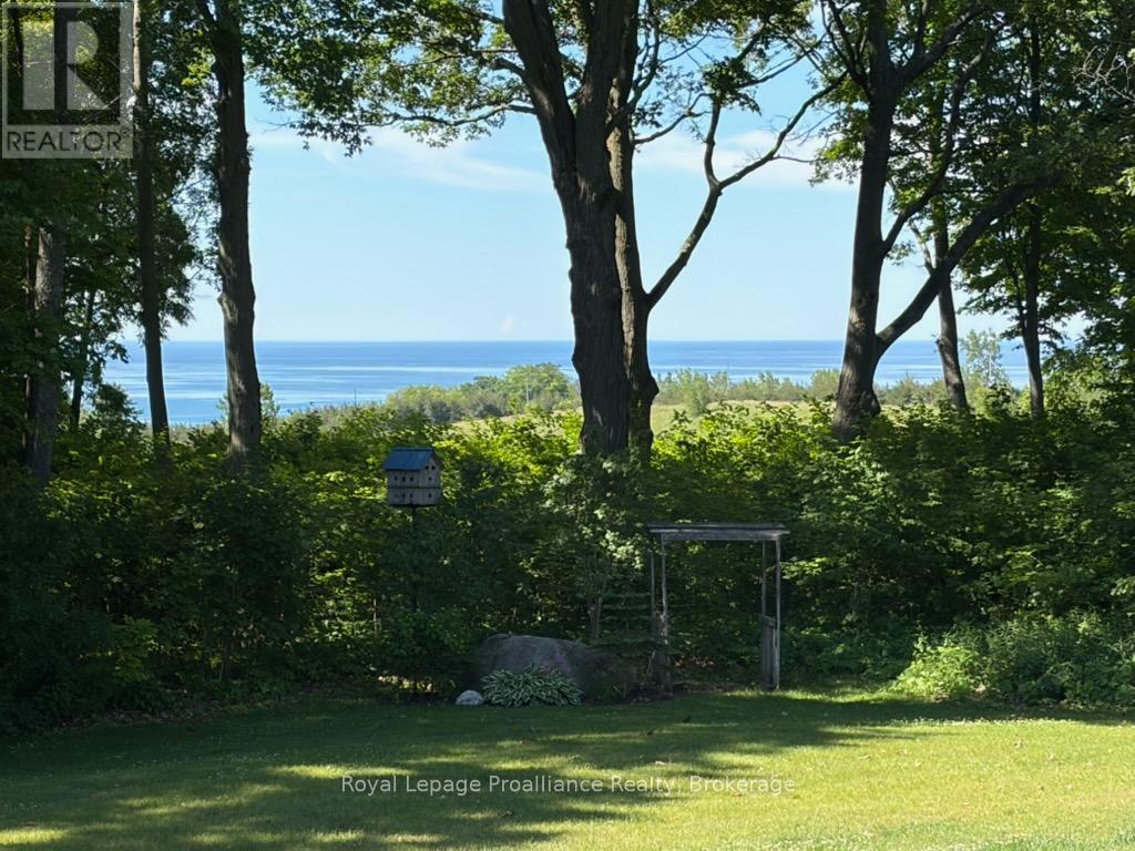 402 FIDDICK ROAD - 40
