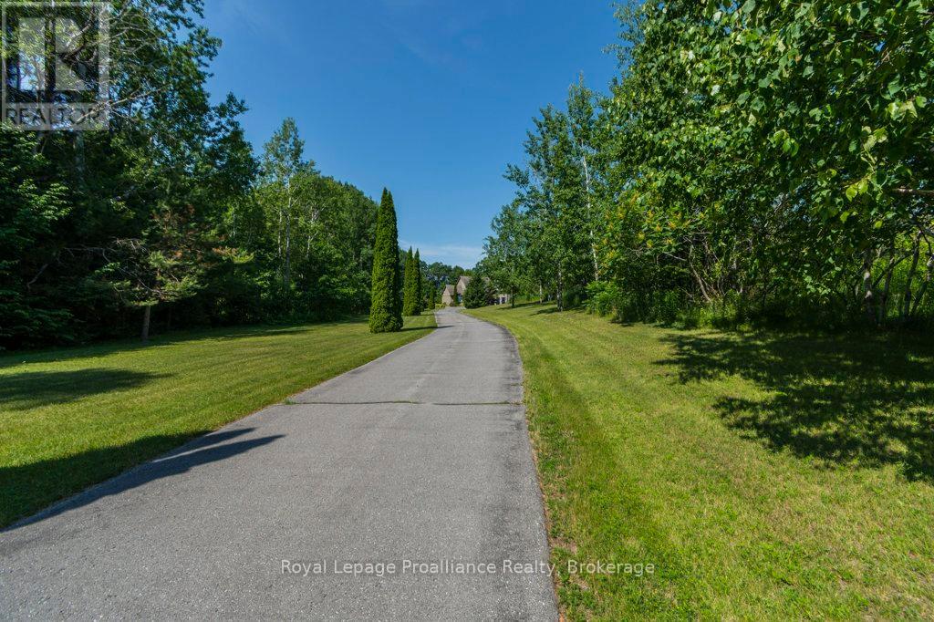 402 FIDDICK ROAD - 6