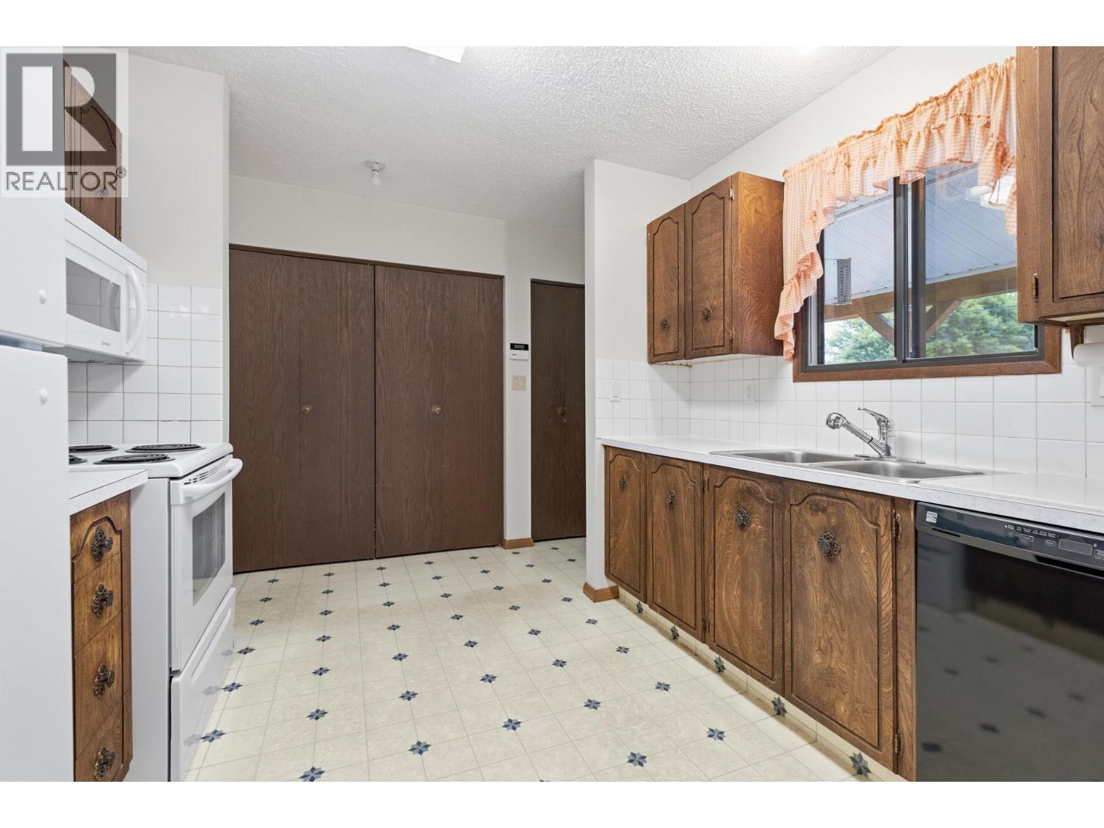  1988 Heimlich Road, Kelowna