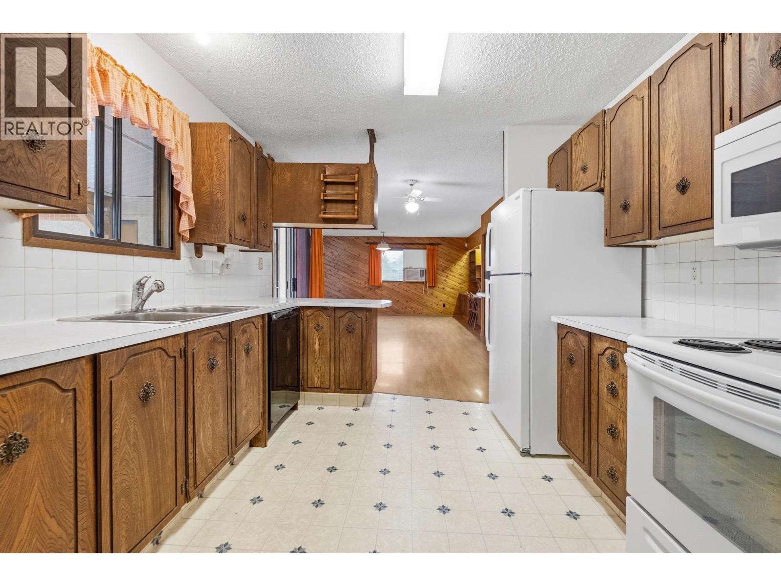  1988 Heimlich Road, Kelowna