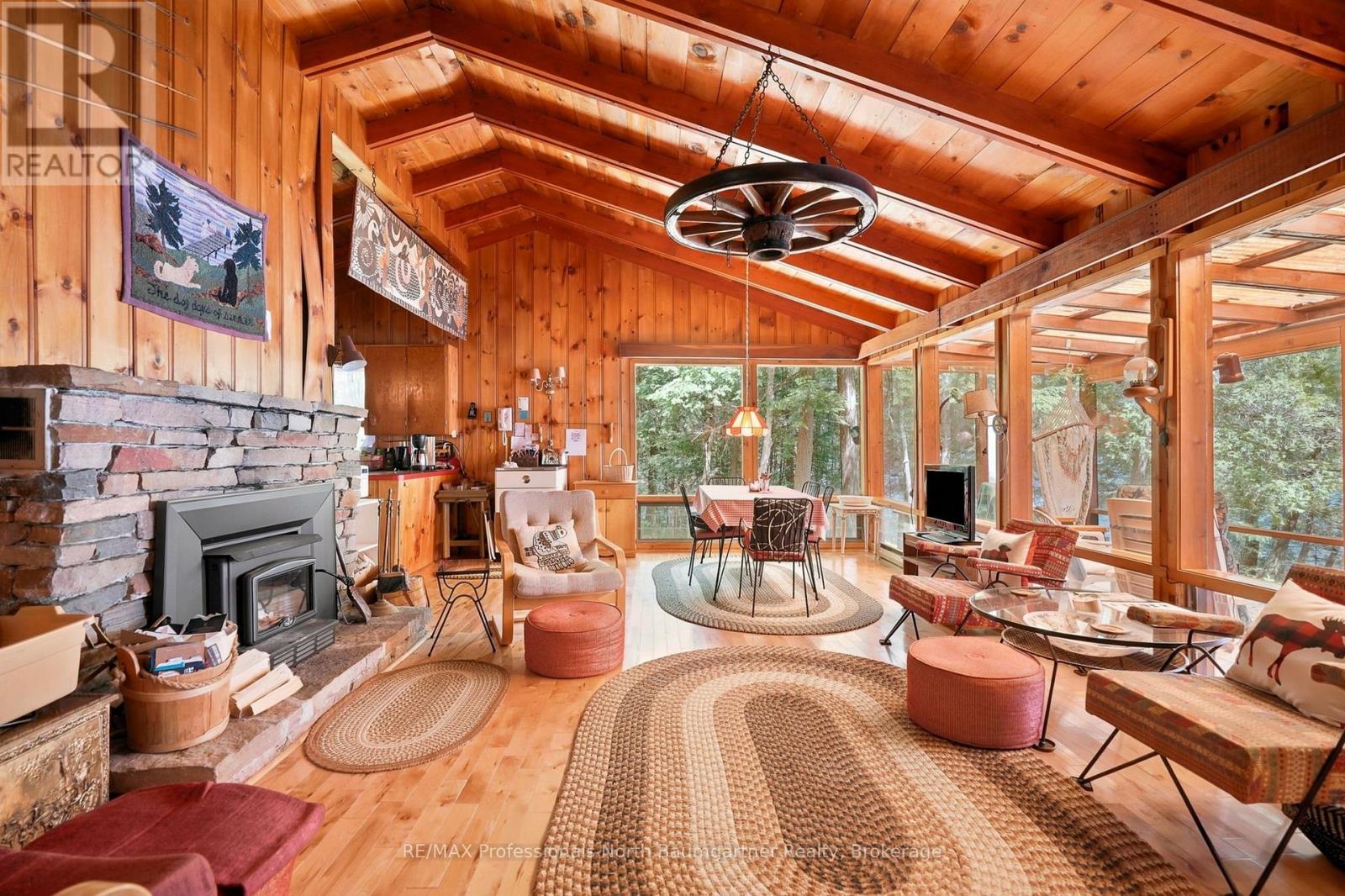 1698 BURLEIGH ROAD - 11