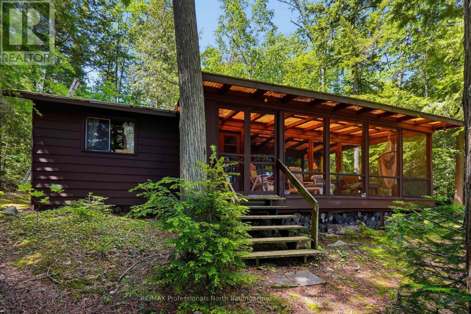 1698 BURLEIGH ROAD - 2
