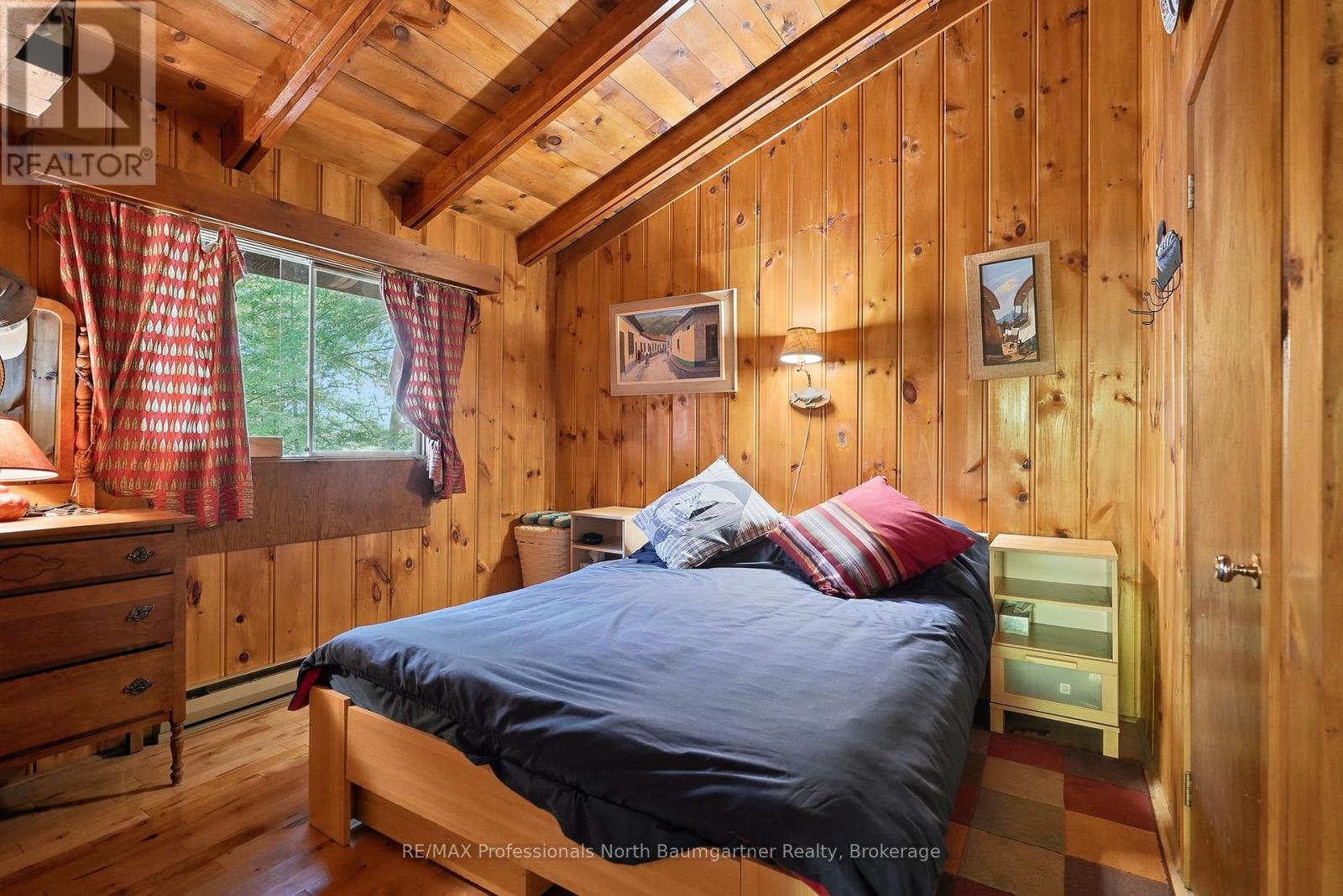 1698 BURLEIGH ROAD - 22