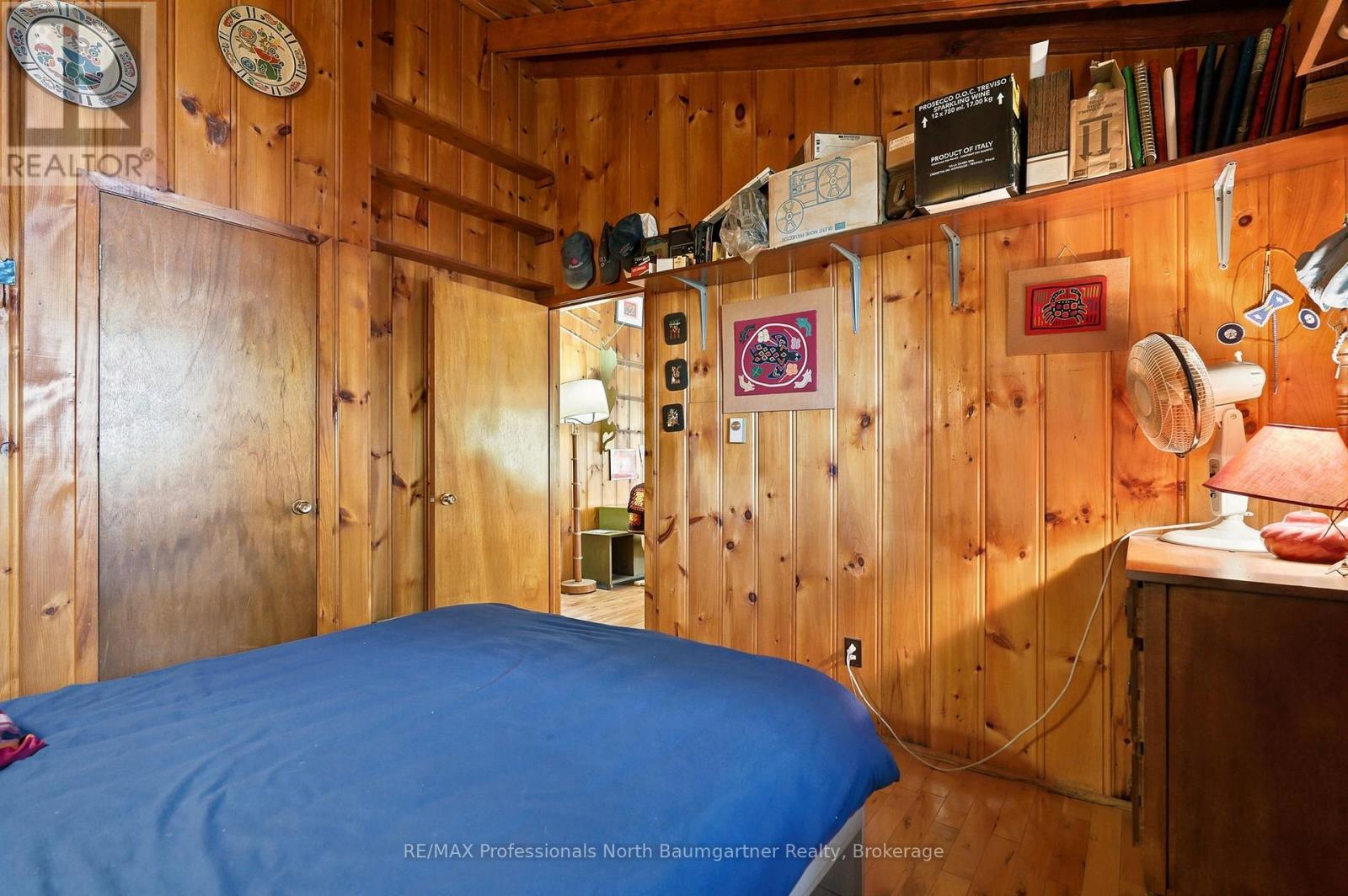 1698 BURLEIGH ROAD - 23
