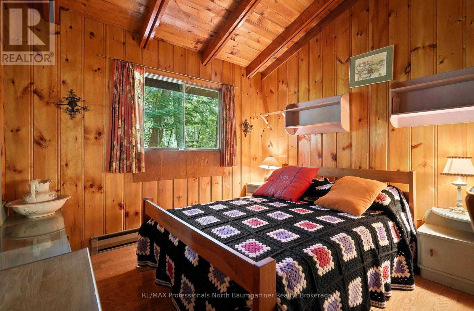1698 BURLEIGH ROAD - 25