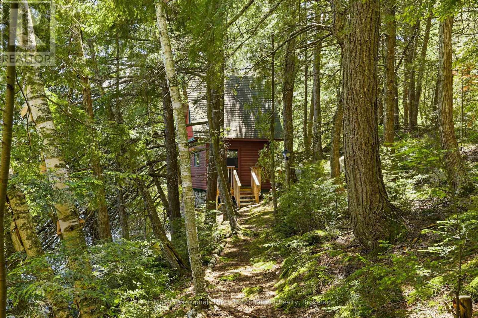 1698 BURLEIGH ROAD - 30