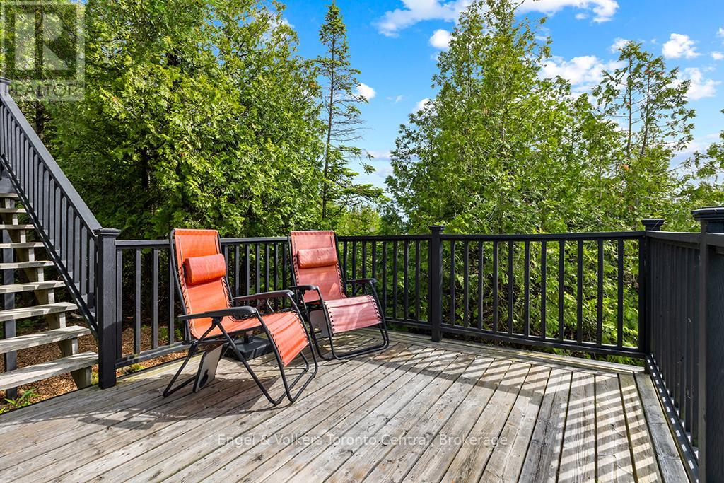 64 LARSEN COVE ROAD N - 14