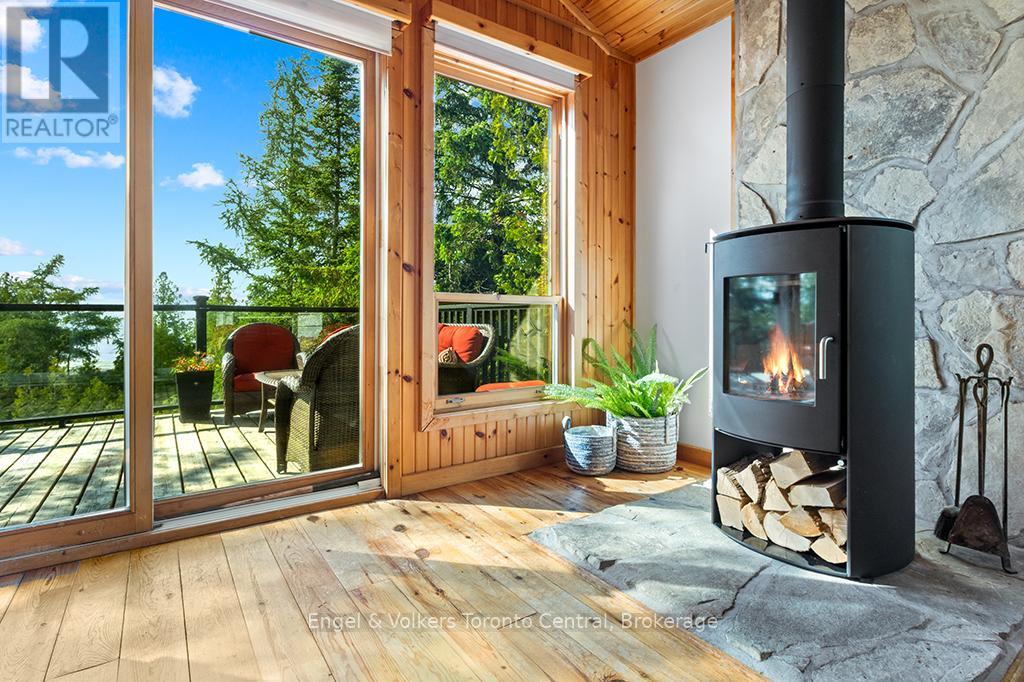 64 LARSEN COVE ROAD N - 18
