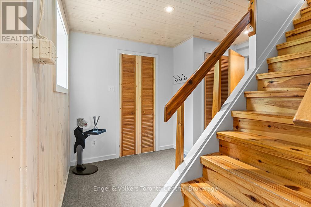 64 LARSEN COVE ROAD N - 29