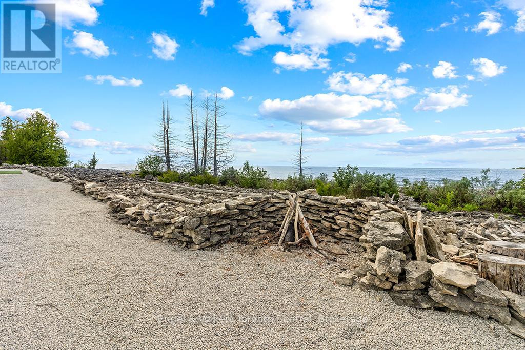 64 LARSEN COVE ROAD N - 38