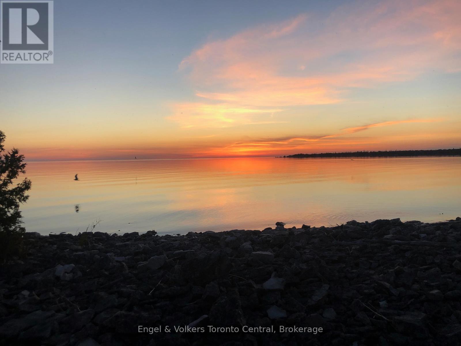 64 LARSEN COVE ROAD N - 7