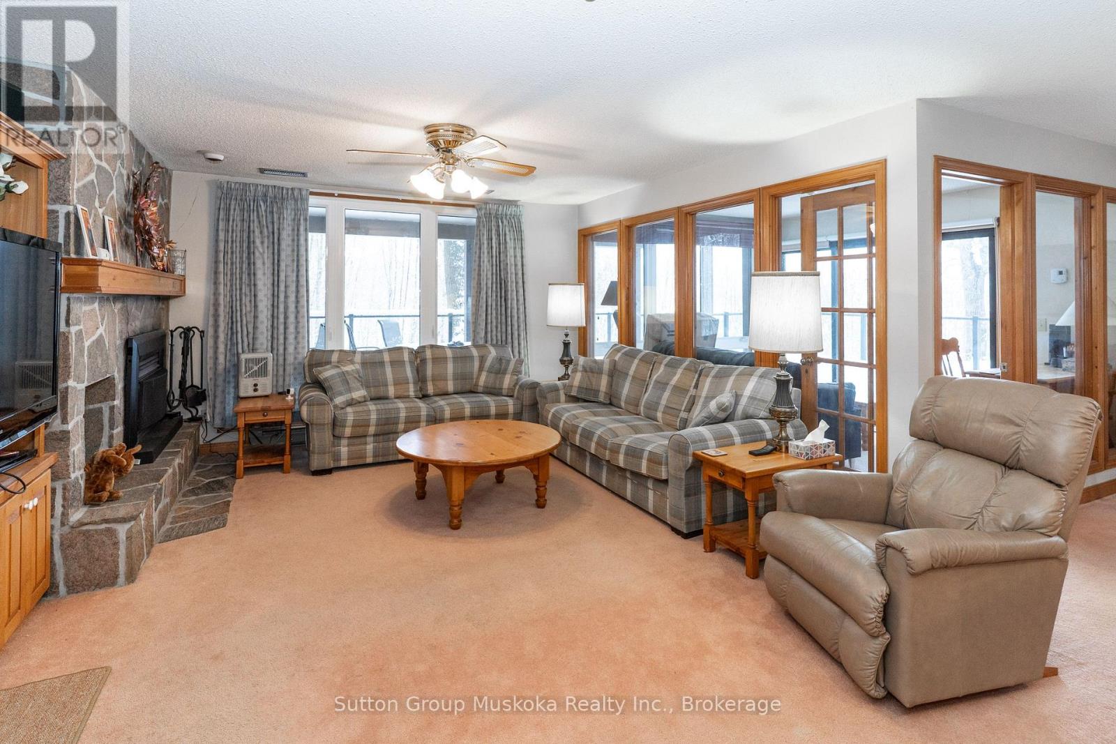 22-102 OAKRIDGE - DEERHURST RESORT DRIVE - 1