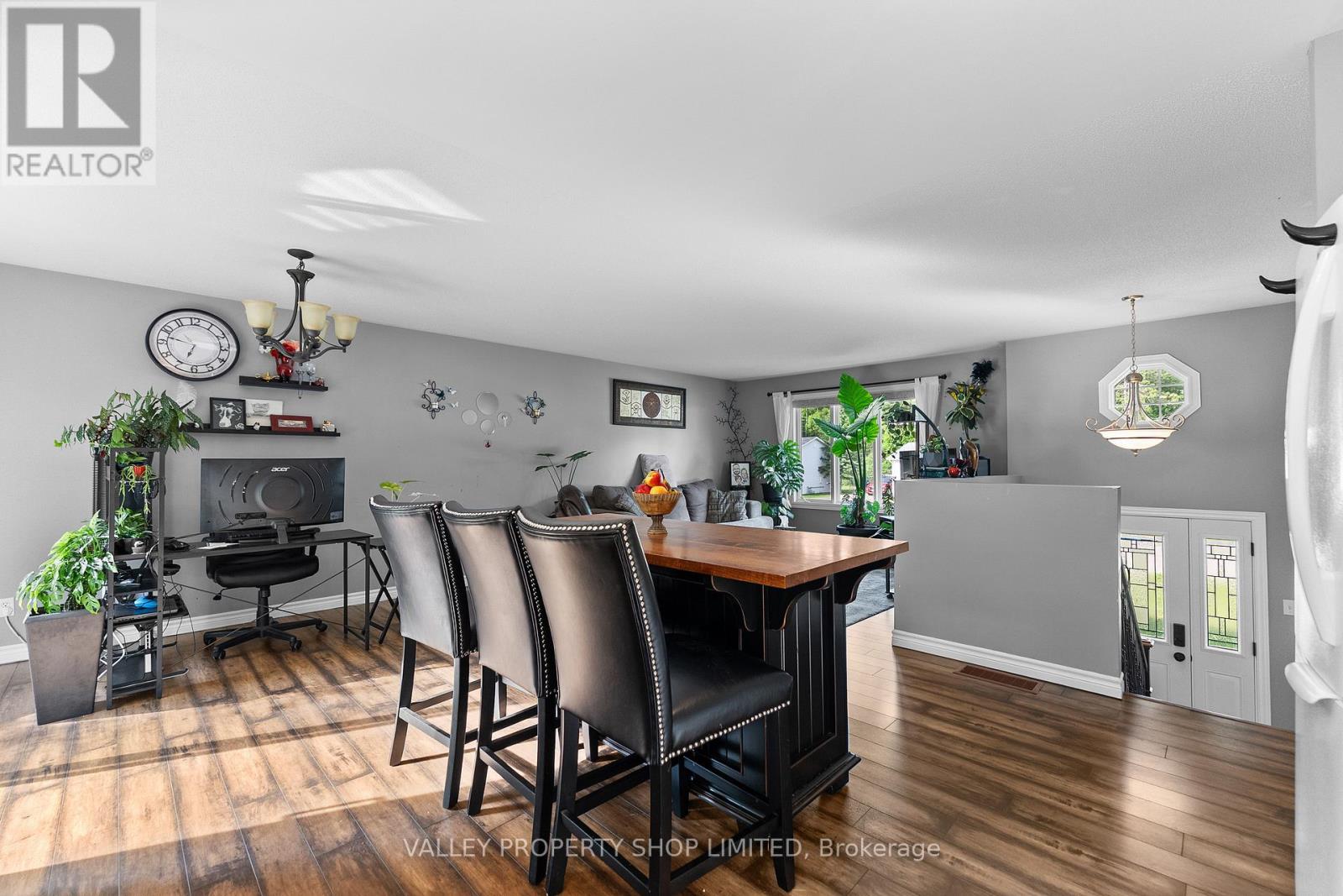 16 BOB SEGUIN DRIVE - 12