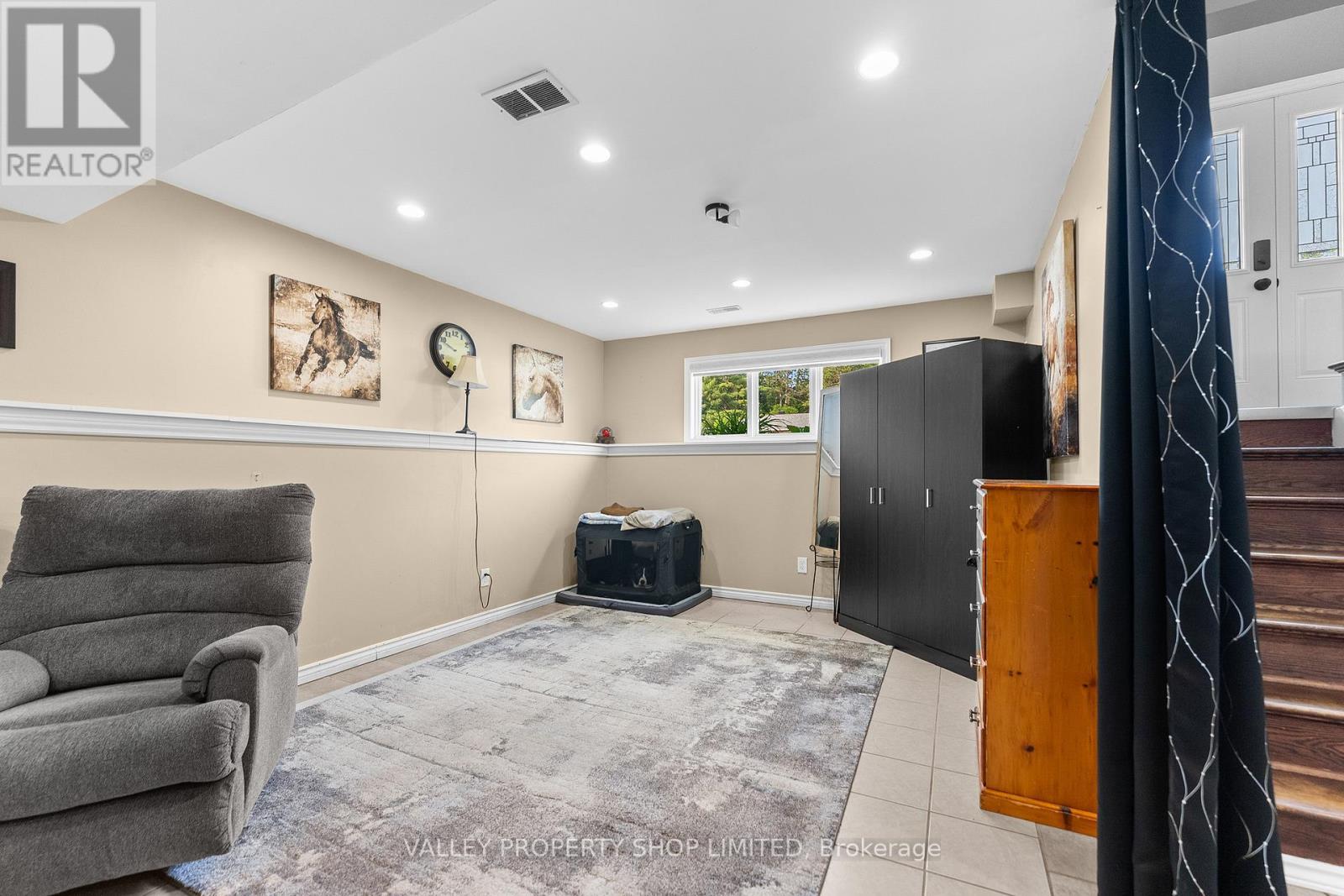 16 BOB SEGUIN DRIVE - 19