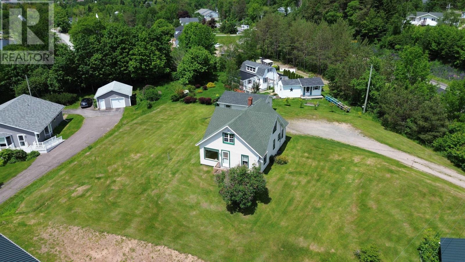 9596 105 Highway - 19
